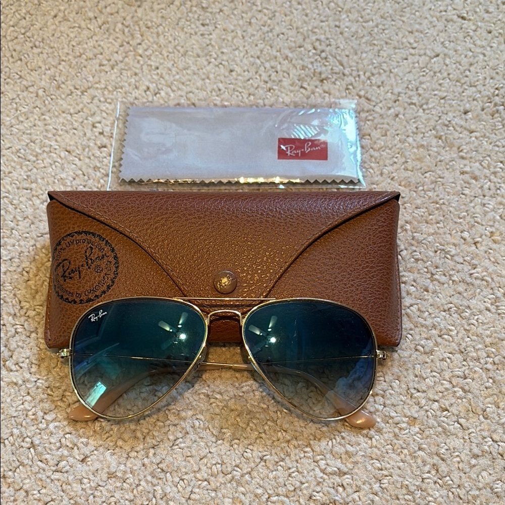 Ray-Ban Blue and Gold Avaitor Sunglasses
